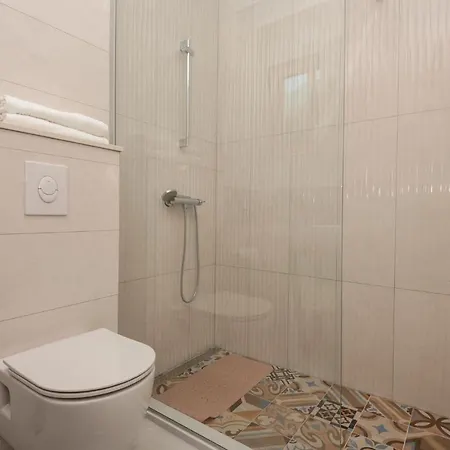 Tatil Evi Belveder Baška Voda