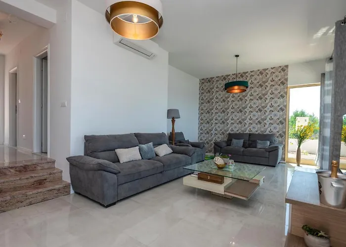 Belveder Ferienhaus Baška Voda